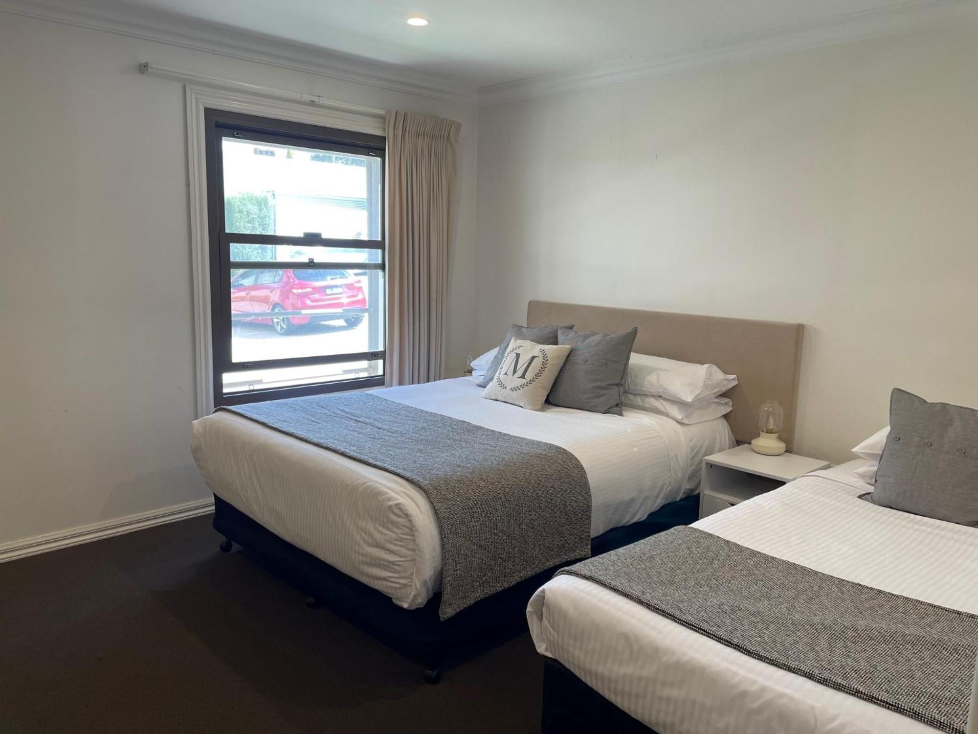 Millthorpe Motel 외부 사진